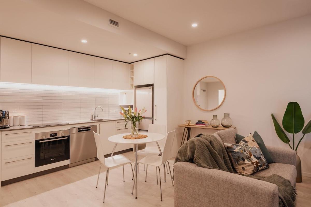 Serene Spaces On Tuam - 2 Bedroom Apartment 크라이스트처치 외부 사진