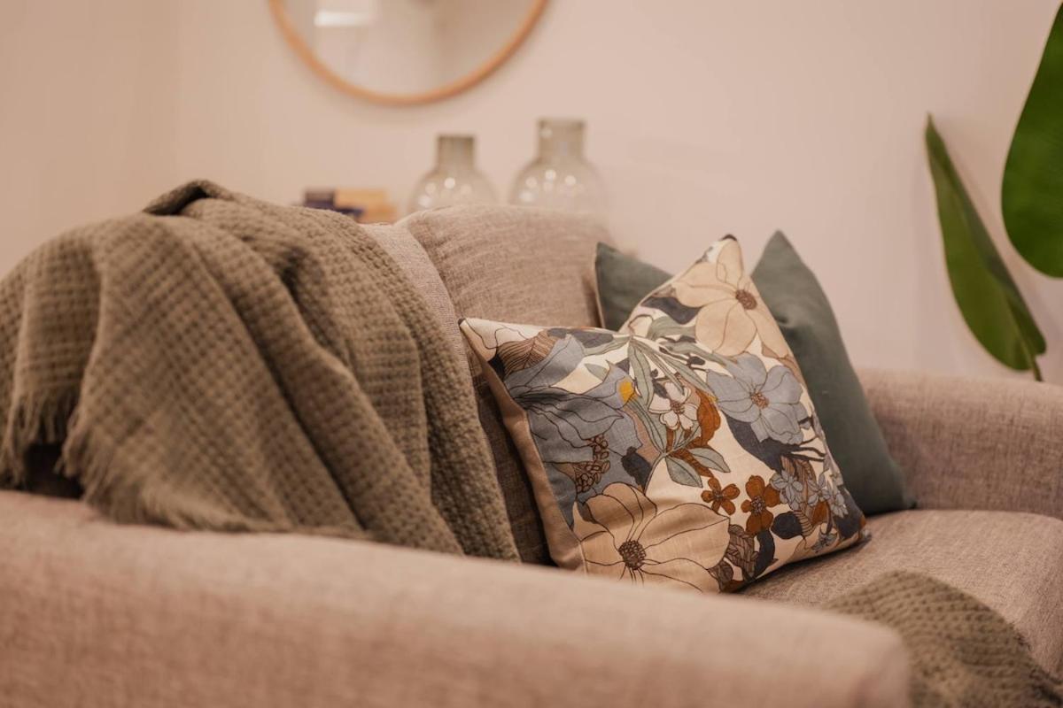 Serene Spaces On Tuam - 2 Bedroom Apartment 크라이스트처치 외부 사진