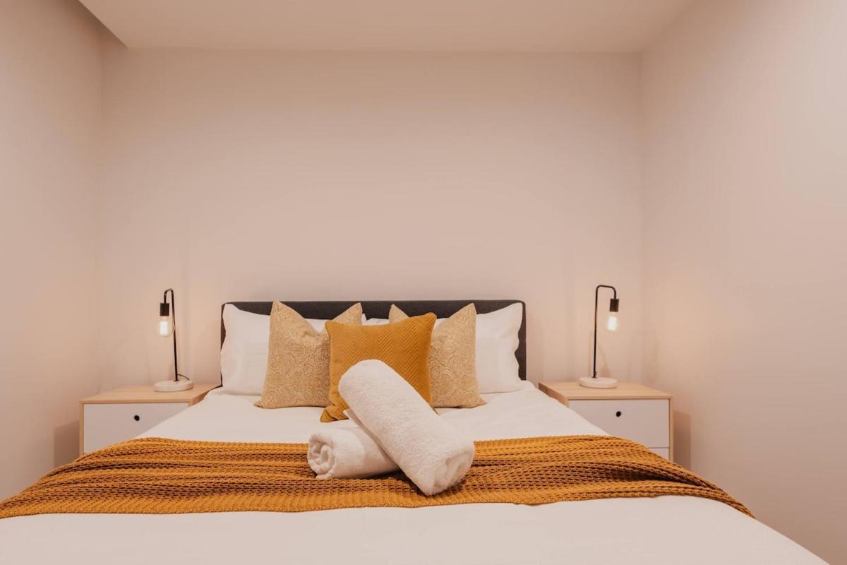 Serene Spaces On Tuam - 2 Bedroom Apartment 크라이스트처치 외부 사진